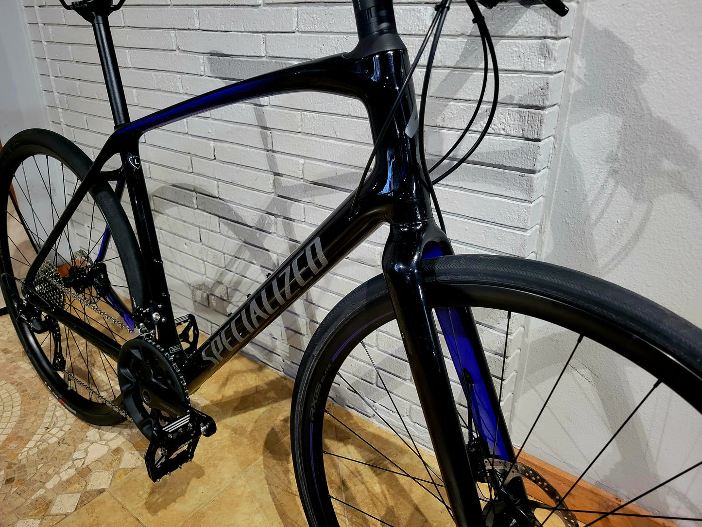 2019 Specialized Sirrus Carbon Elite (Large)