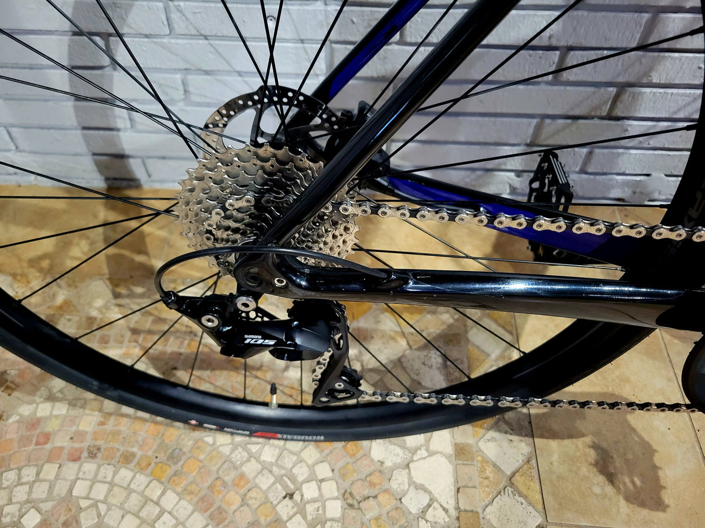 2019 Specialized Sirrus Carbon Elite (Large)