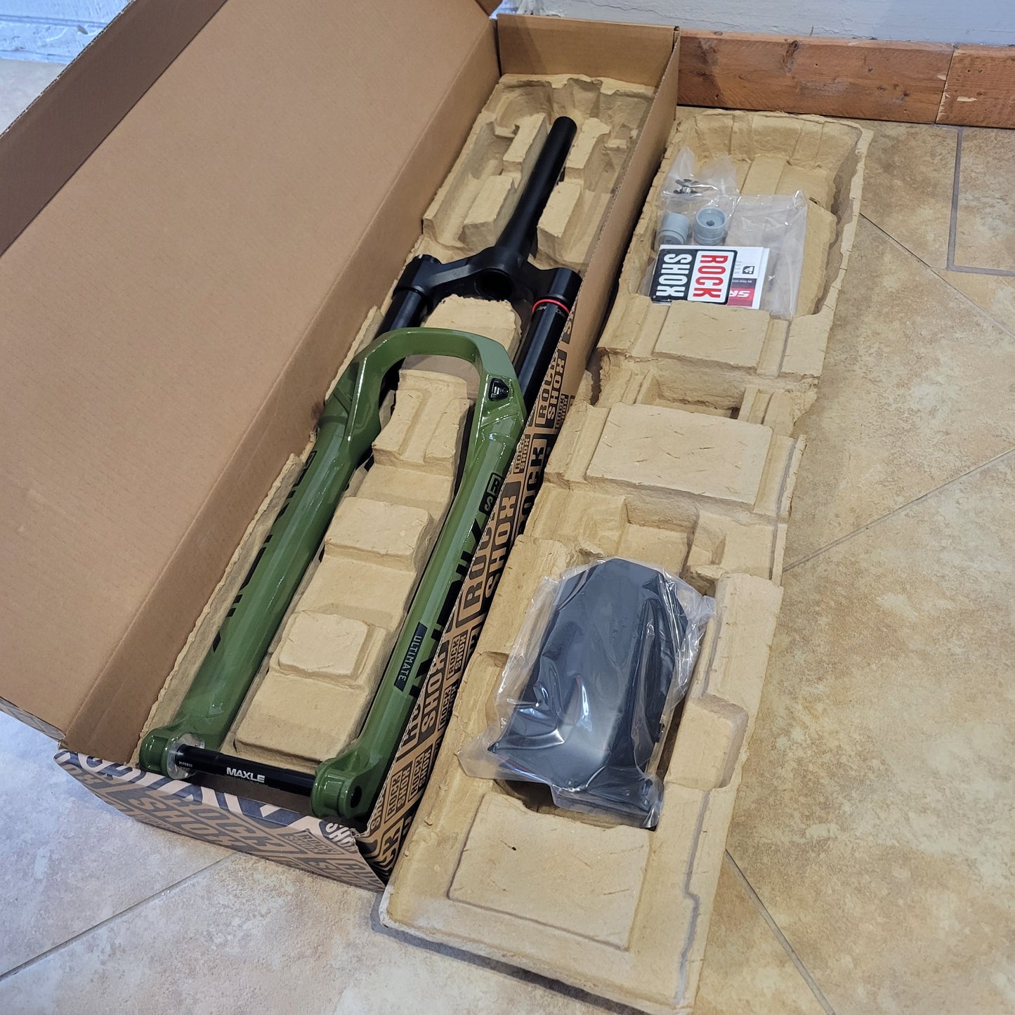 2023 RockShox Lyrik Ultimate 160mm Green