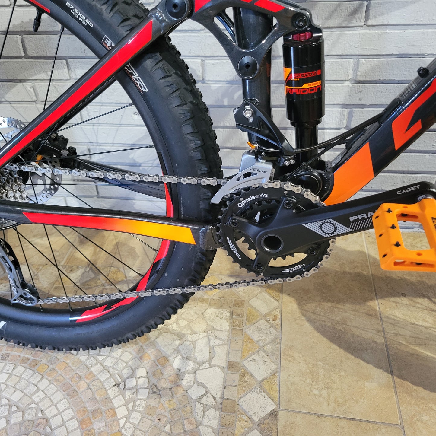 2019 Giant Stance 27 5 (Large)