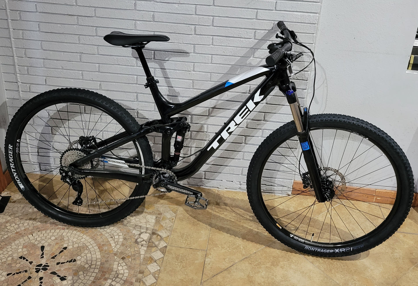 2017 Trek Fuel EX5 29 (Size Large)