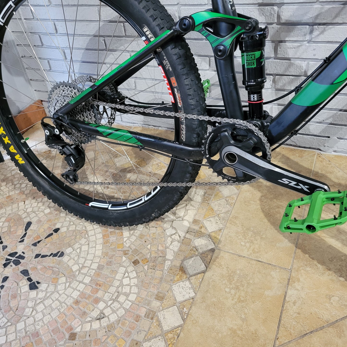 2016 Giant Stance (Small) 27.5 Upgraded