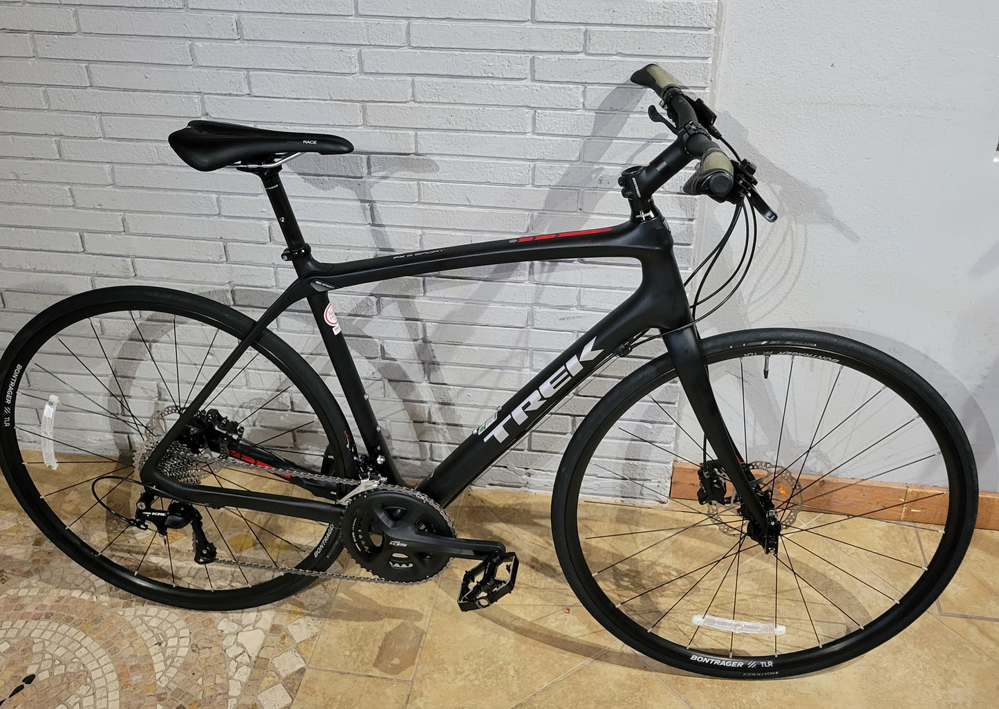 2017 Trek FX 6 Sport Carbon 56cm Large