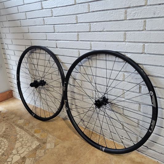 Industry Nine 650b 27.5 wheelset Non Boost