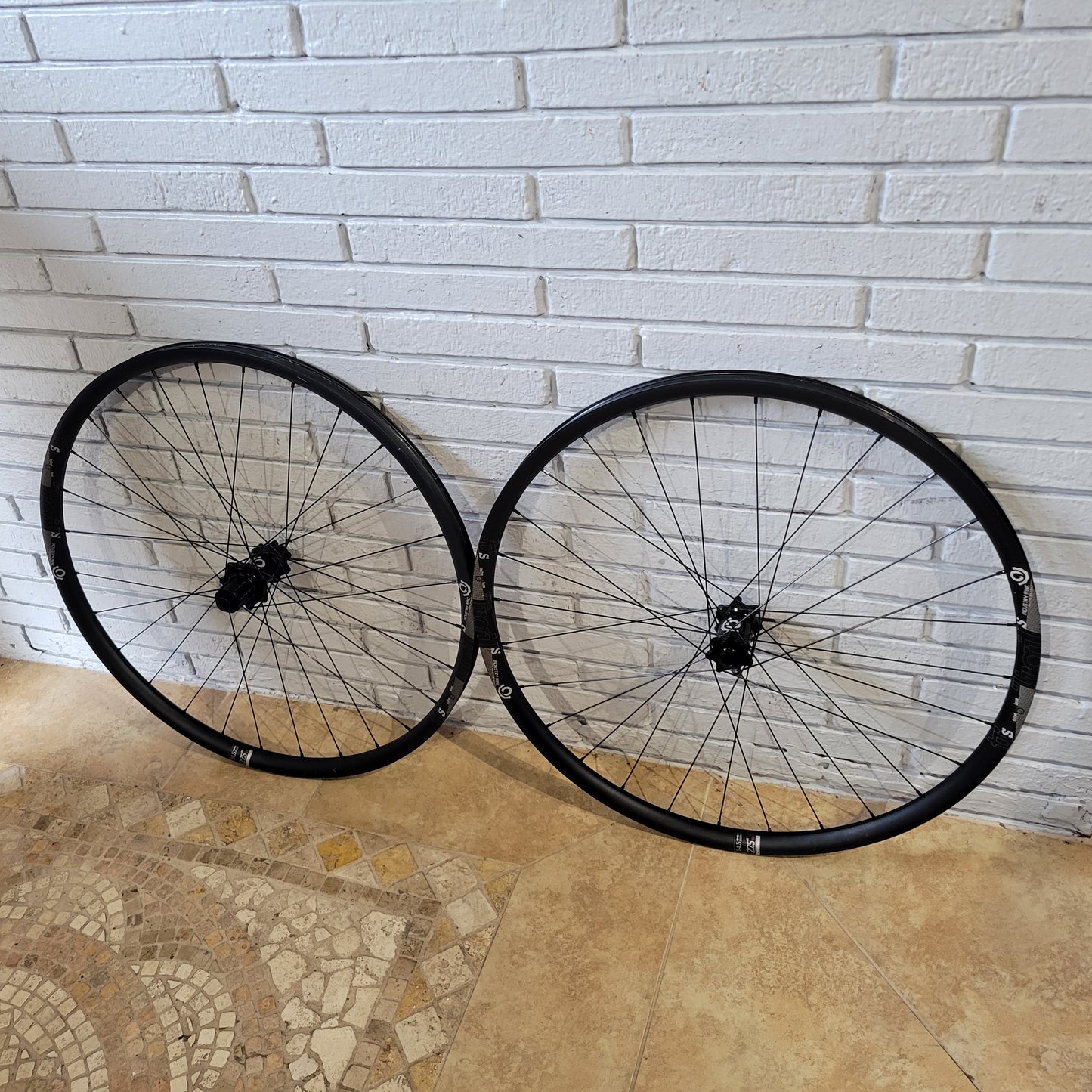 Industry Nine 650b 27.5 wheelset Non Boost