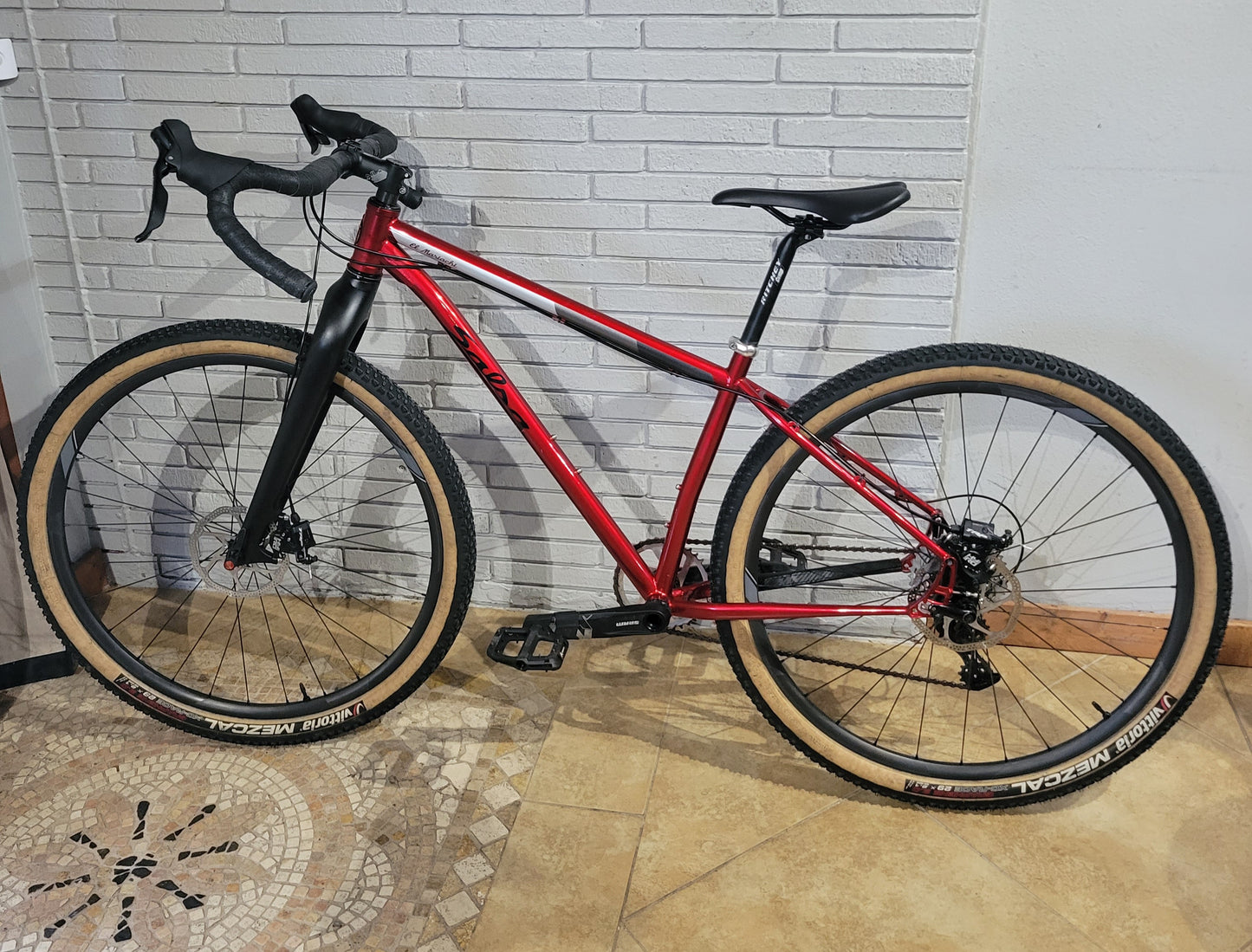 2016 Salsa El Mariachi Medium