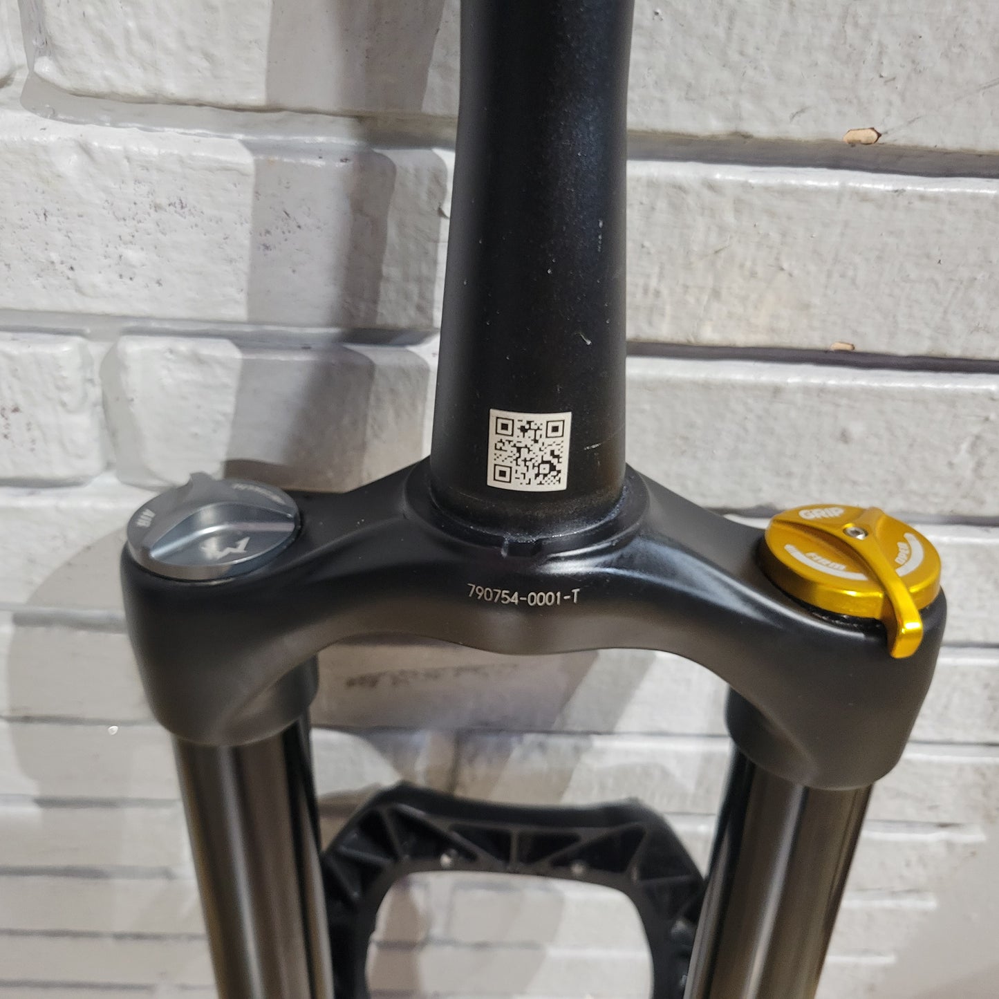Marzocchi Bomber Z1 150mm 29 Boost 15x110 Suspension Fork