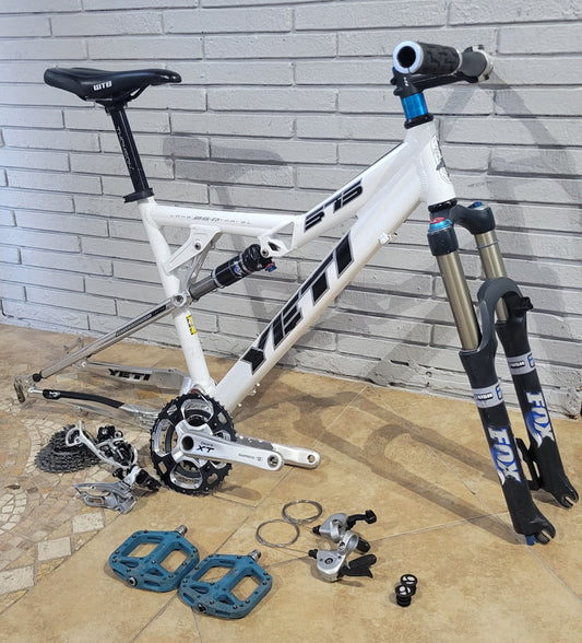 Yeti 575 Frameset Medium + FOX fork, XT drivetrain