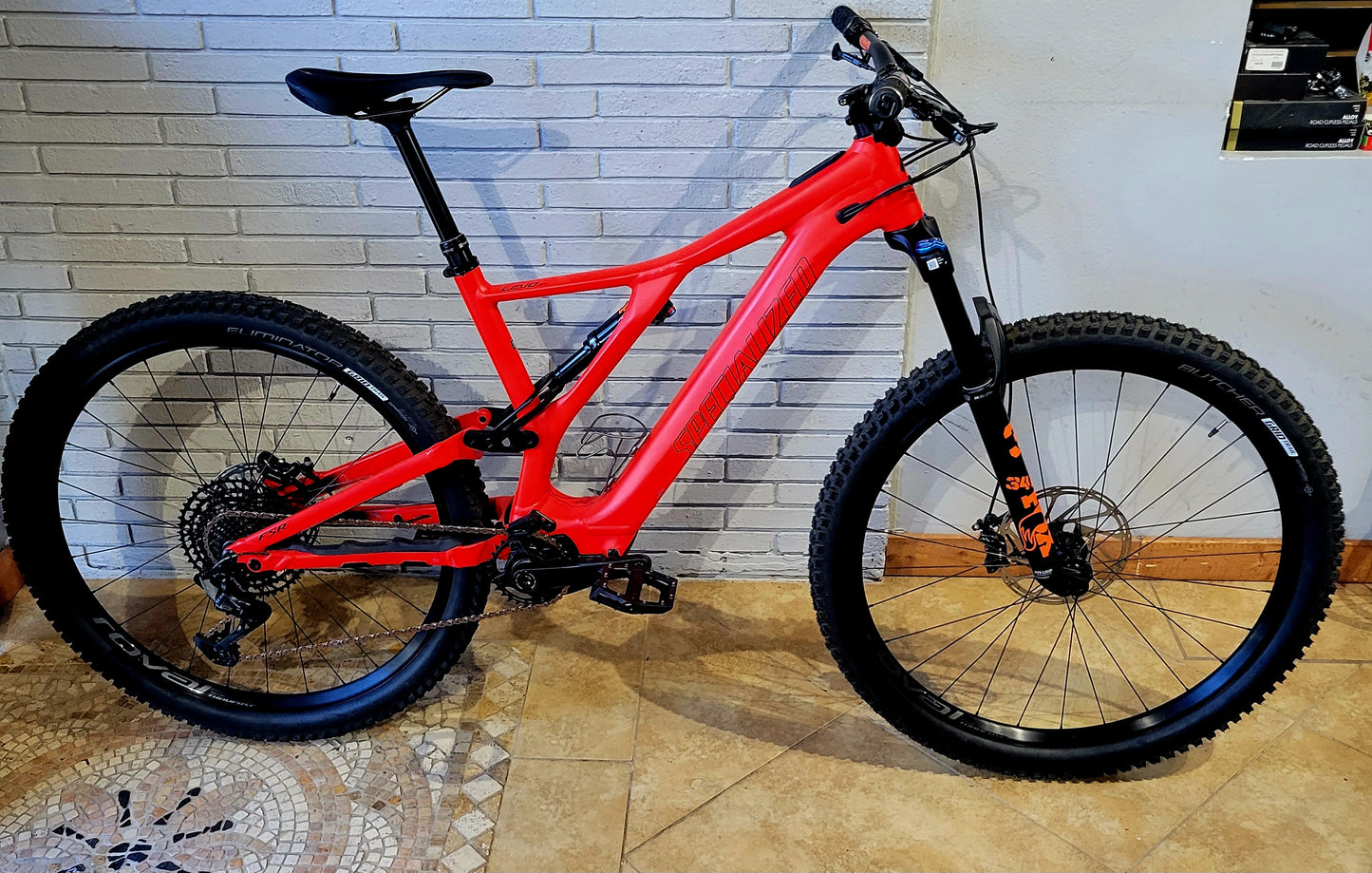 Specialized Turbo Levo SL Large E-Bike Upgraded