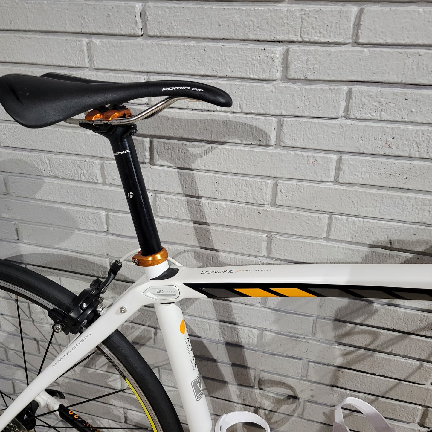 2014 Trek Domane 2.0 54cm Road Bike