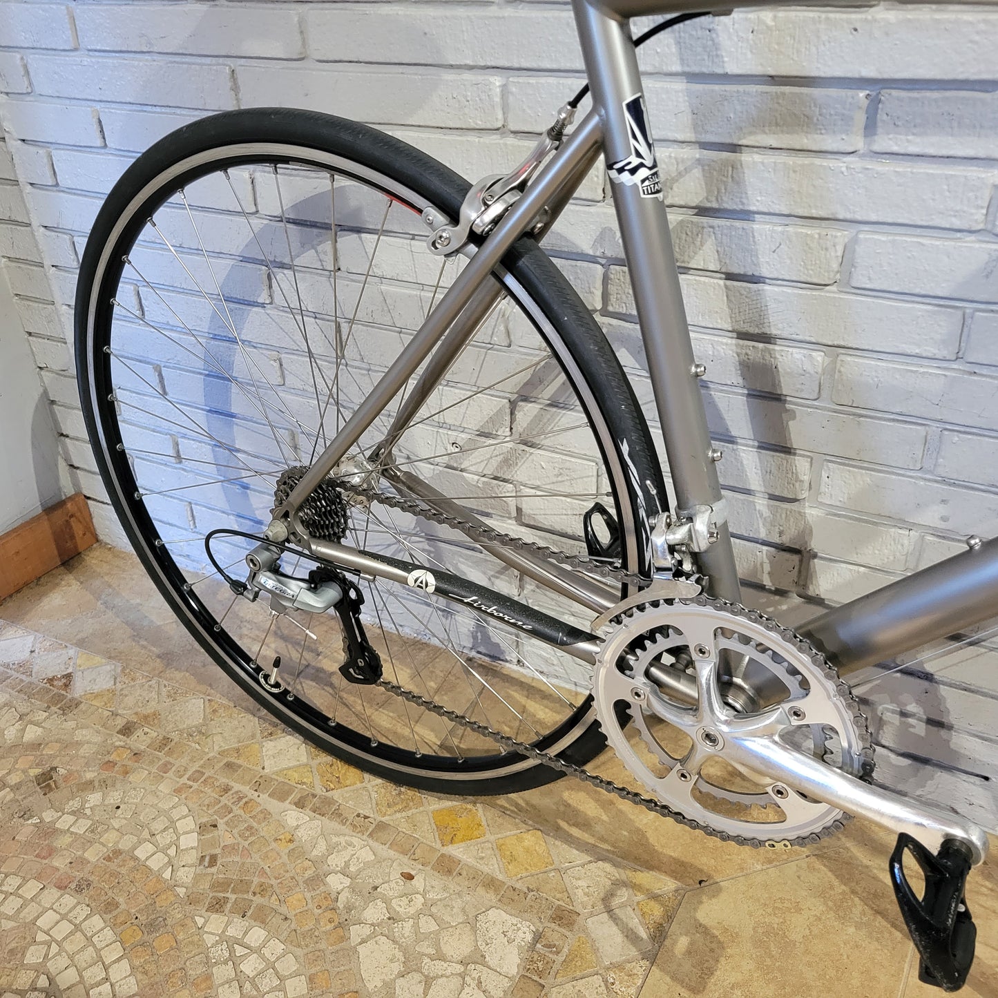 Airborne Zeppelin Titanium Road Bike (57cm Large) ultegra