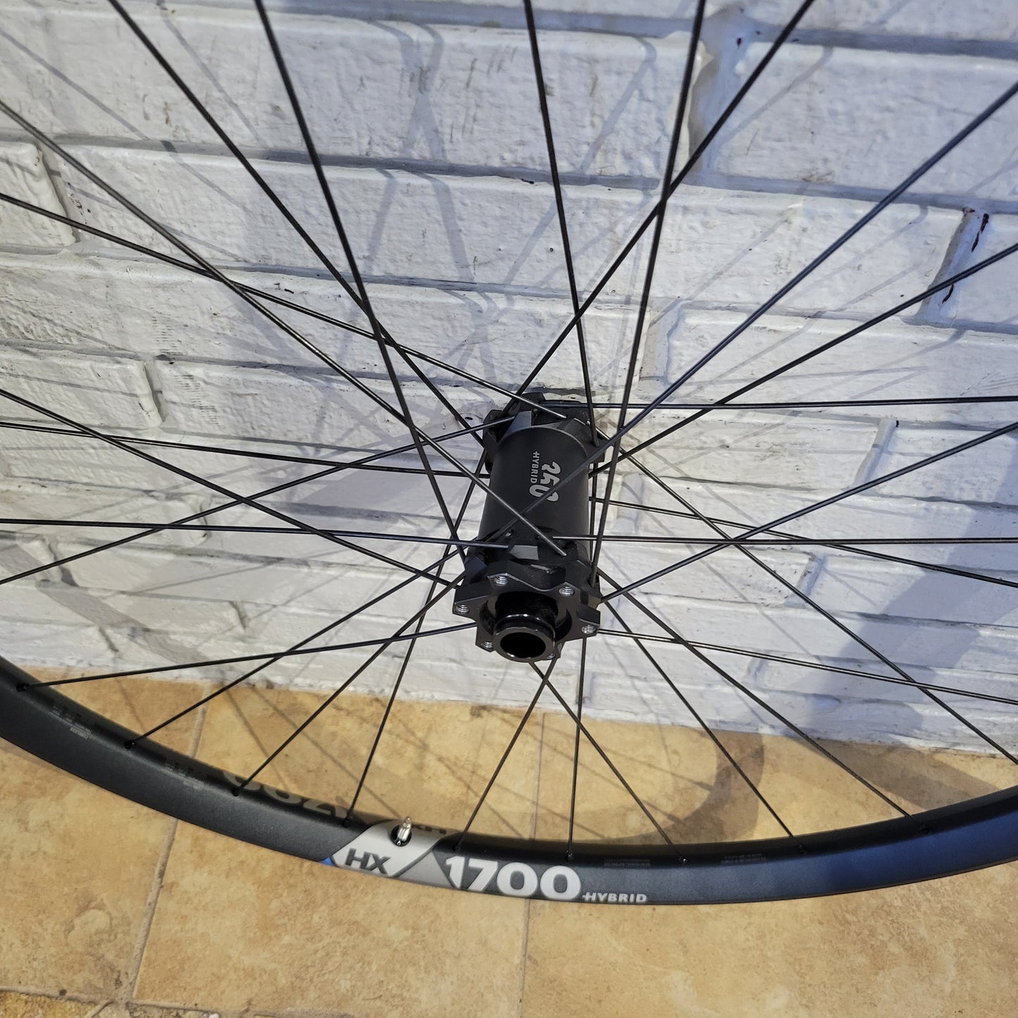 DT Swiss HX1700 hybrid 29 boost microspline