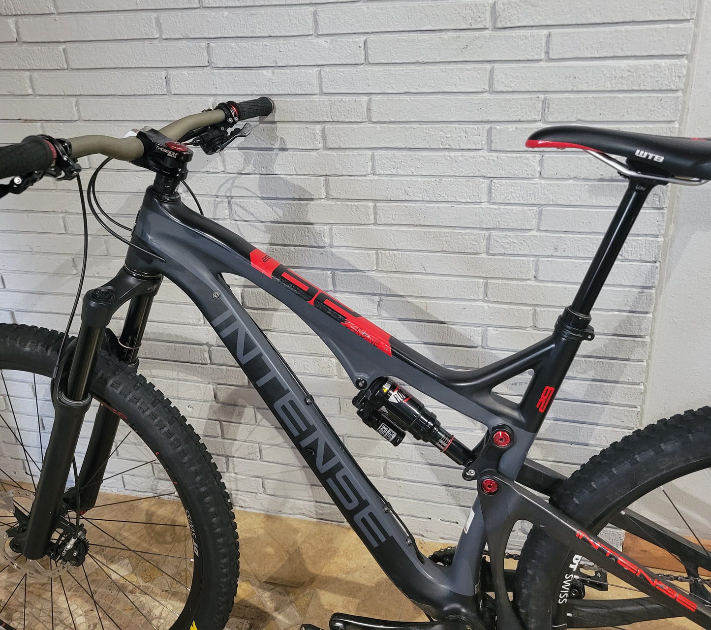 2016 Intense Carbine 29 (Large) Carbon