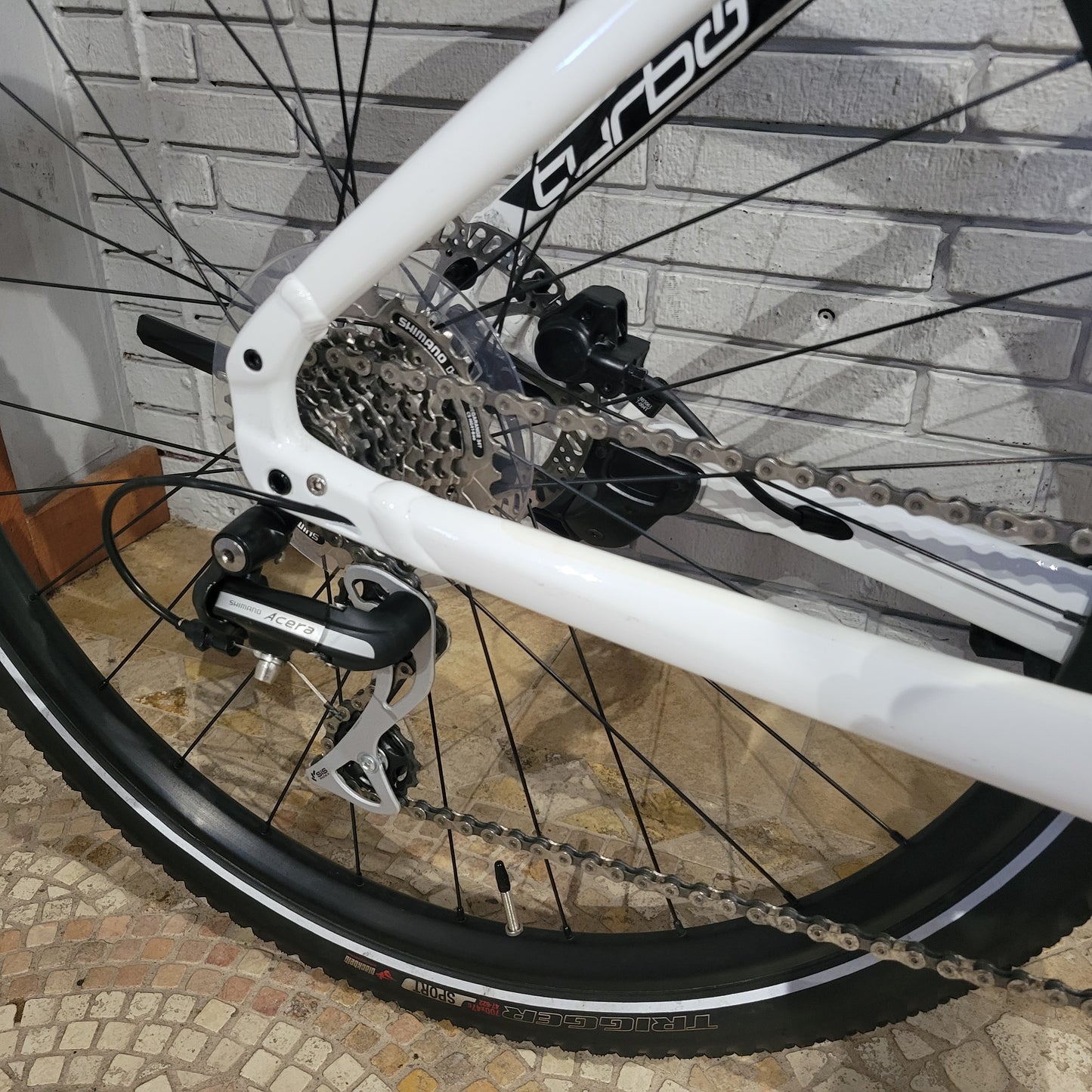 2019 Specialized Turbo Vado White (Large)