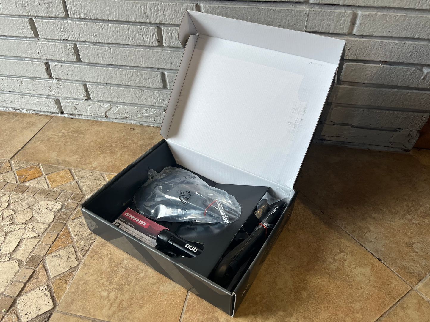 Truvativ Descendant Carbon DUB Crankset