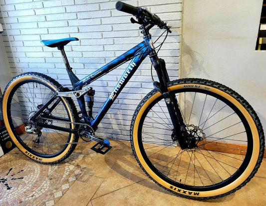 Ellsworth Evolve 29er (Size Medium)