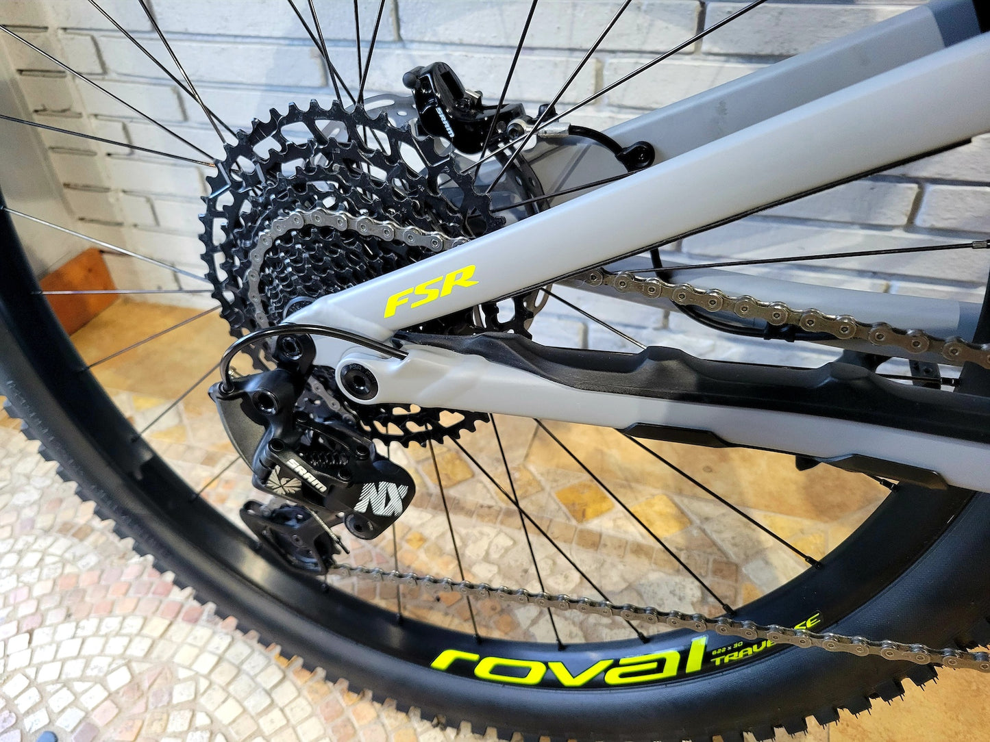 2020 Specialized Stumpjumper Comp 29 Medium