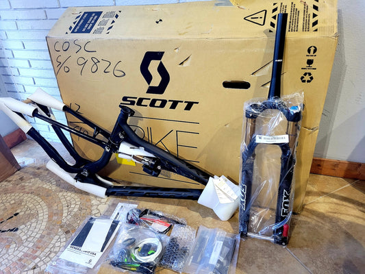 Scott Spark 700 Ultimate Carbon Frame+ Fox Factory Fork (Medium)