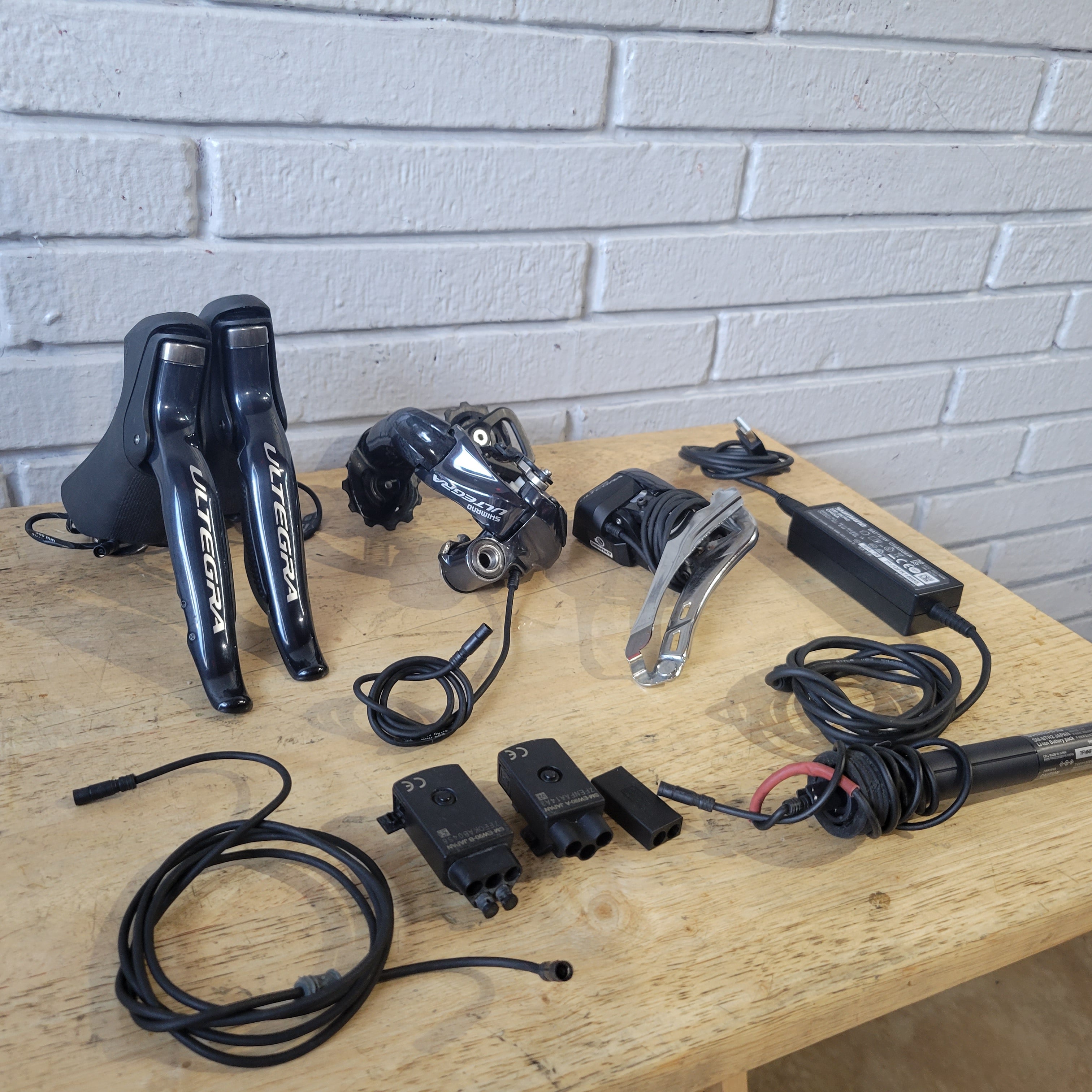 Shimano Ultegra 6870 Di2 groupset – South Tampa Bicycle Co.