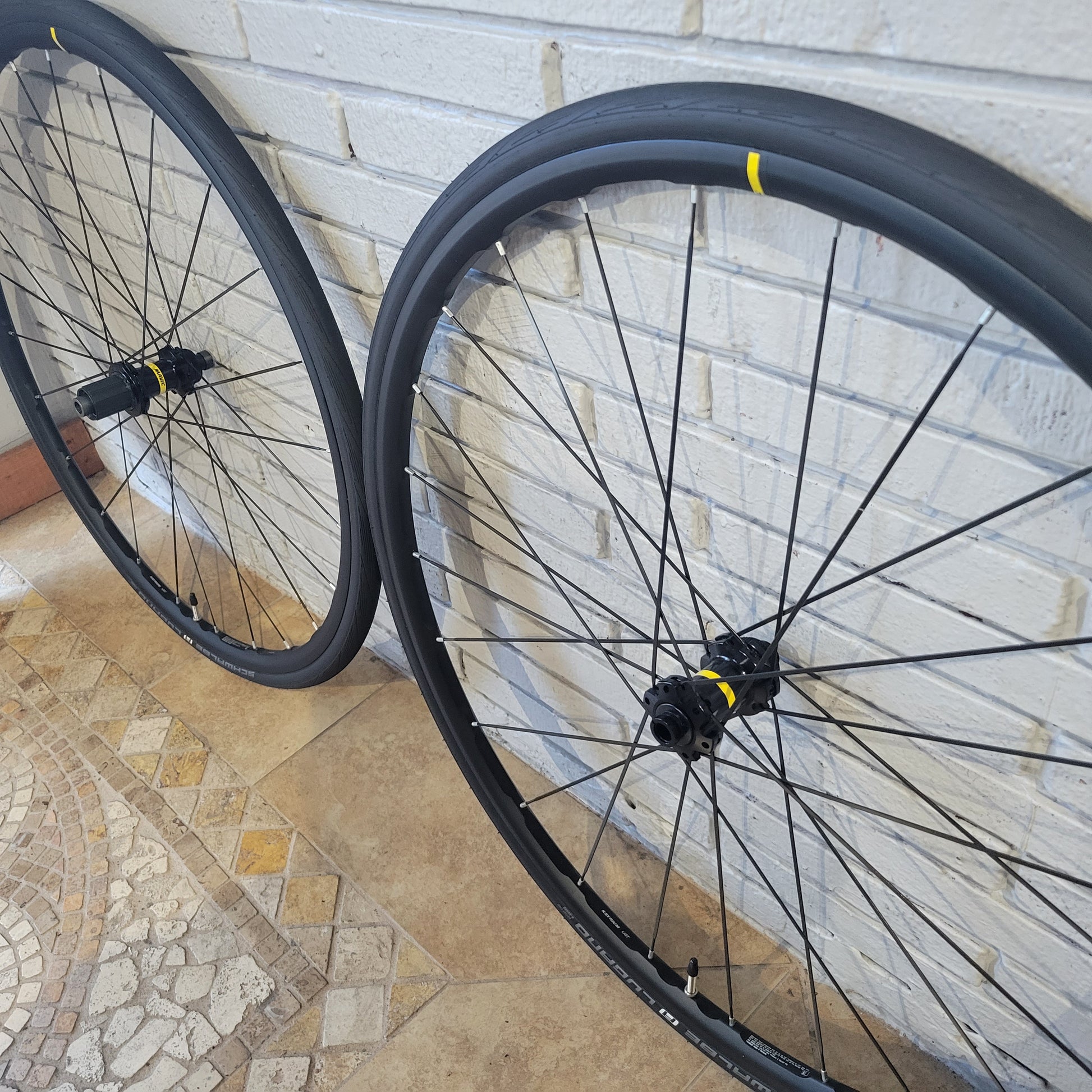 Pair of Mavic Ksyrium SL Disc wheels - Rêve de Vélo Pair of Mavic Ksyrium SL Disc wheels - Rêve de Vélo