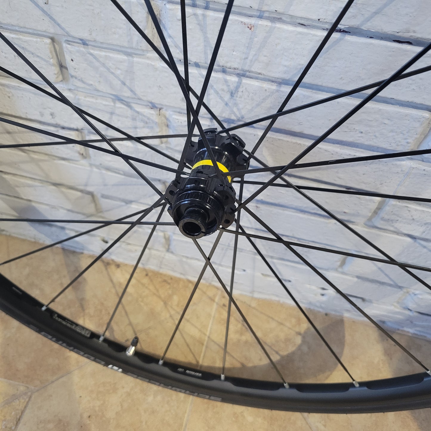 Mavic Ksyrium Disc UST wheelset + Tires