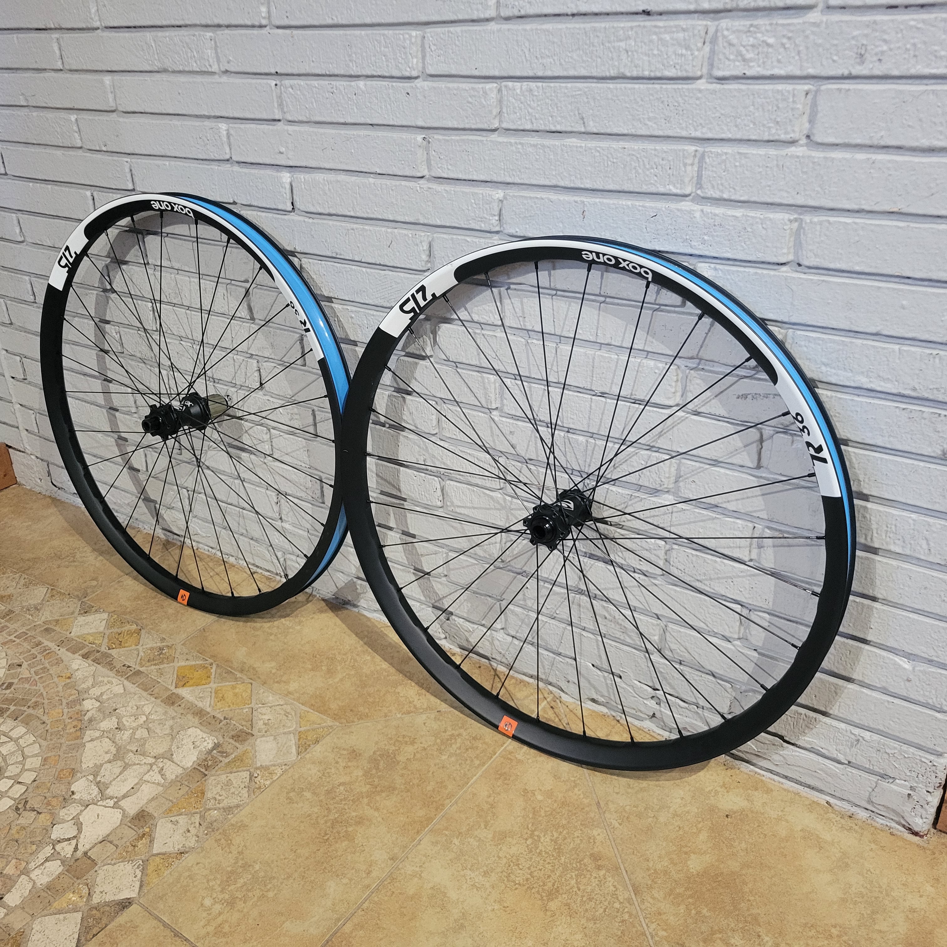 Non discount boost wheelset