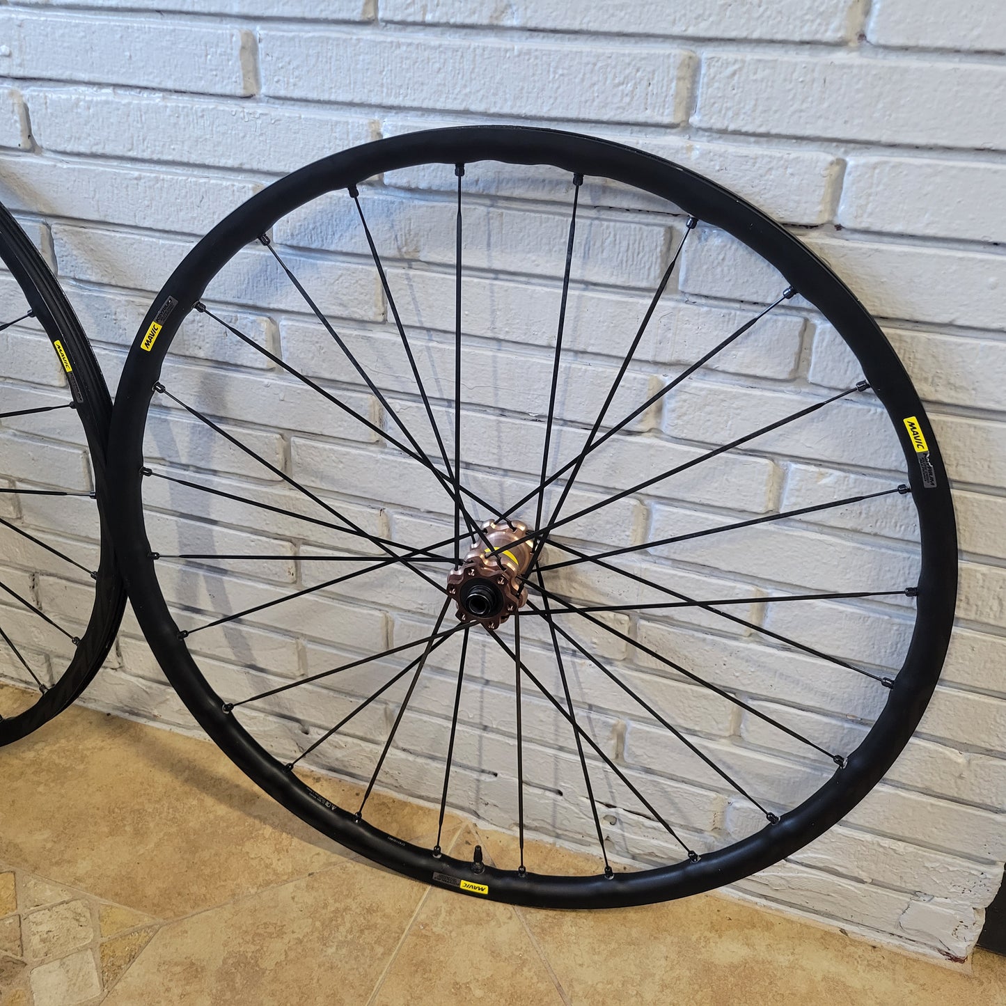 Mavic Ksyrium Elite AllRoad Disc Wheelset 700c