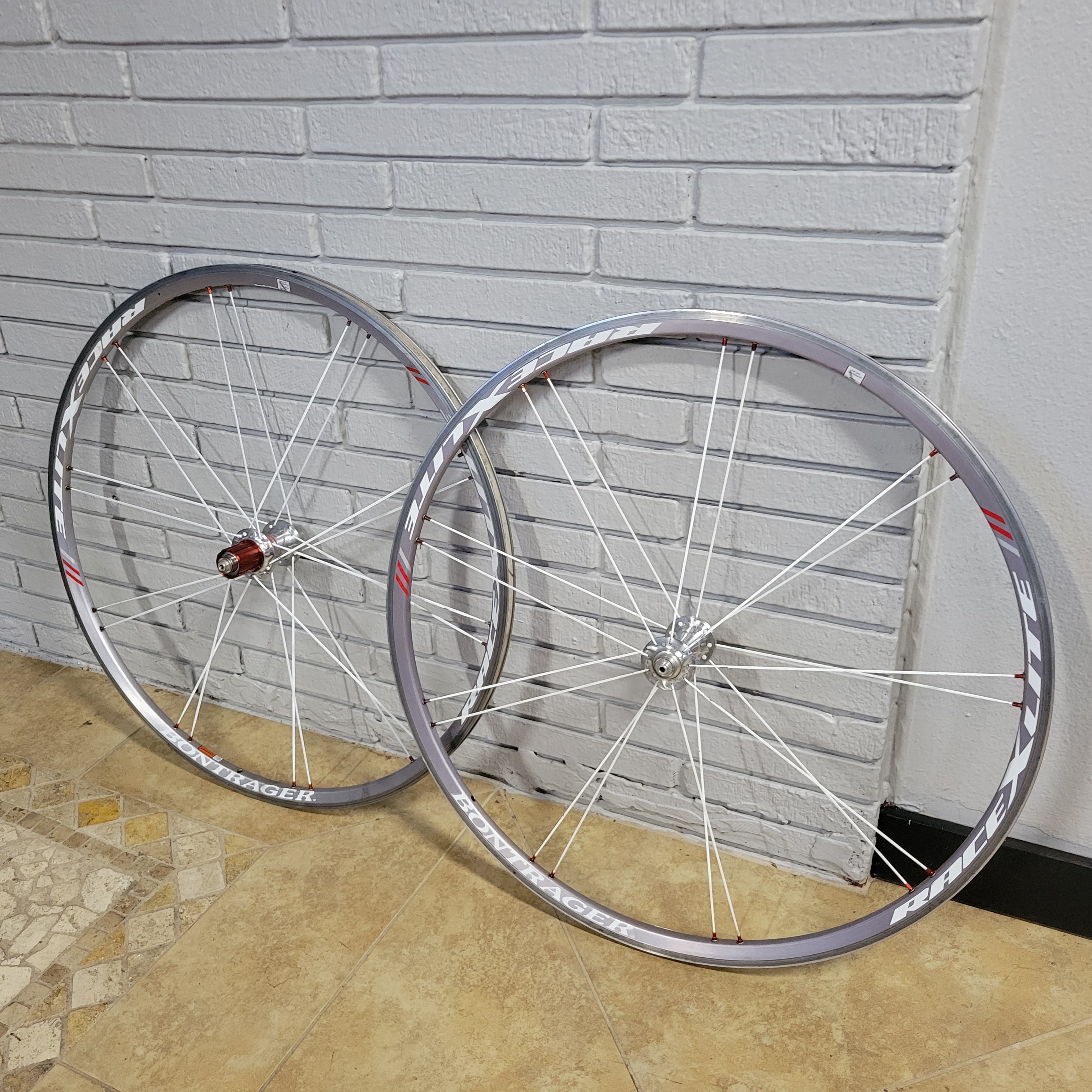 Bontrager Race Lite wheelset 700c Rim clincher – South Tampa