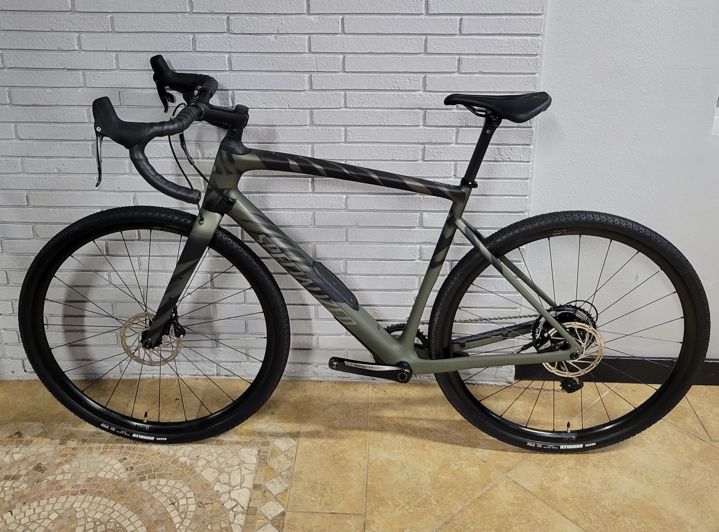 2023 Specialized Diverge Carbon Rival (58cm)