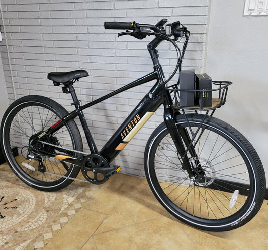 Aventon Pace 500.2 E-Bike (Size Regular) Local Tampa Only - No shipping