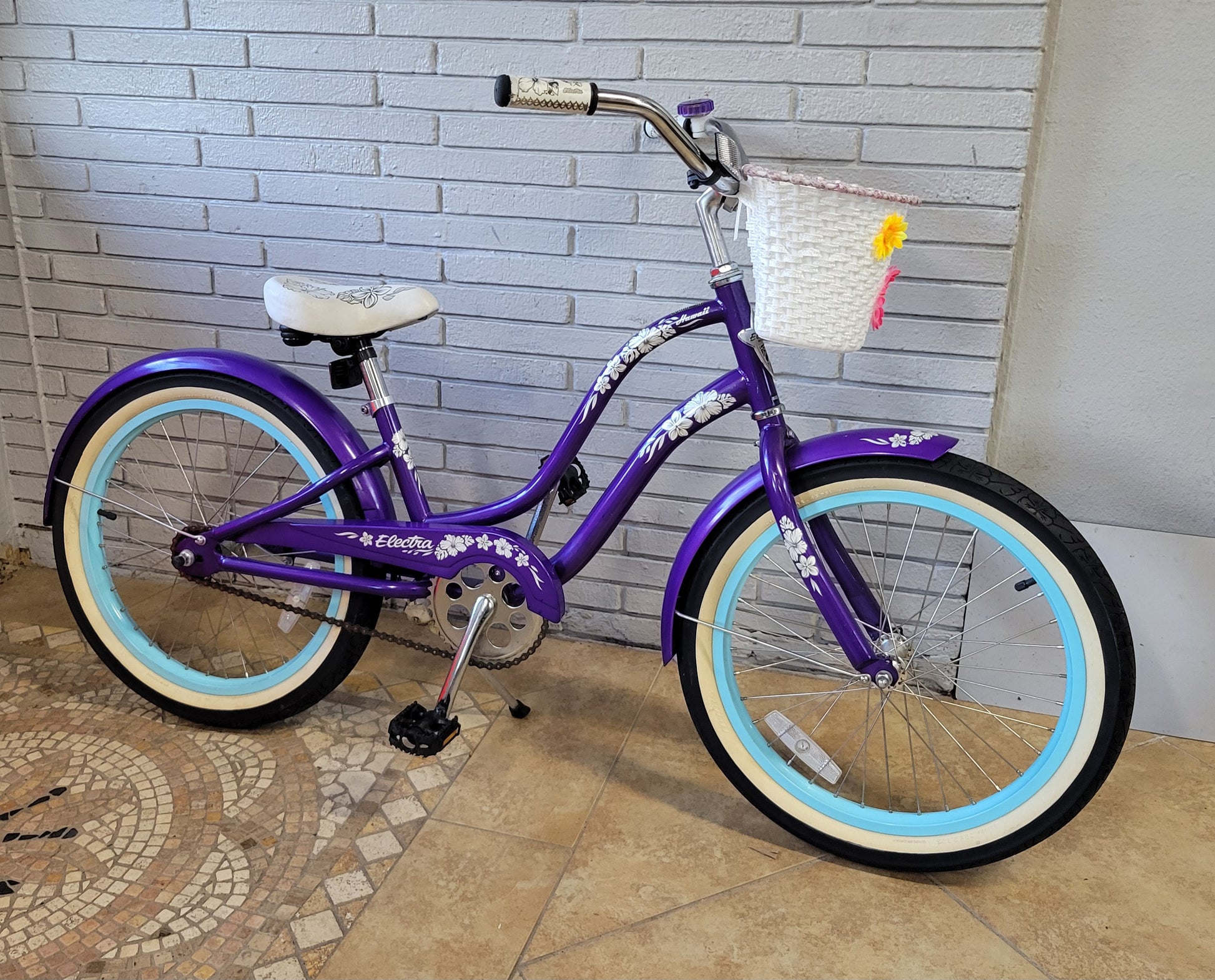 electra daisy bicycle Electra Kids Beach Crusier Bikes 20" Pink Purple – South Tampa Bicycle Co