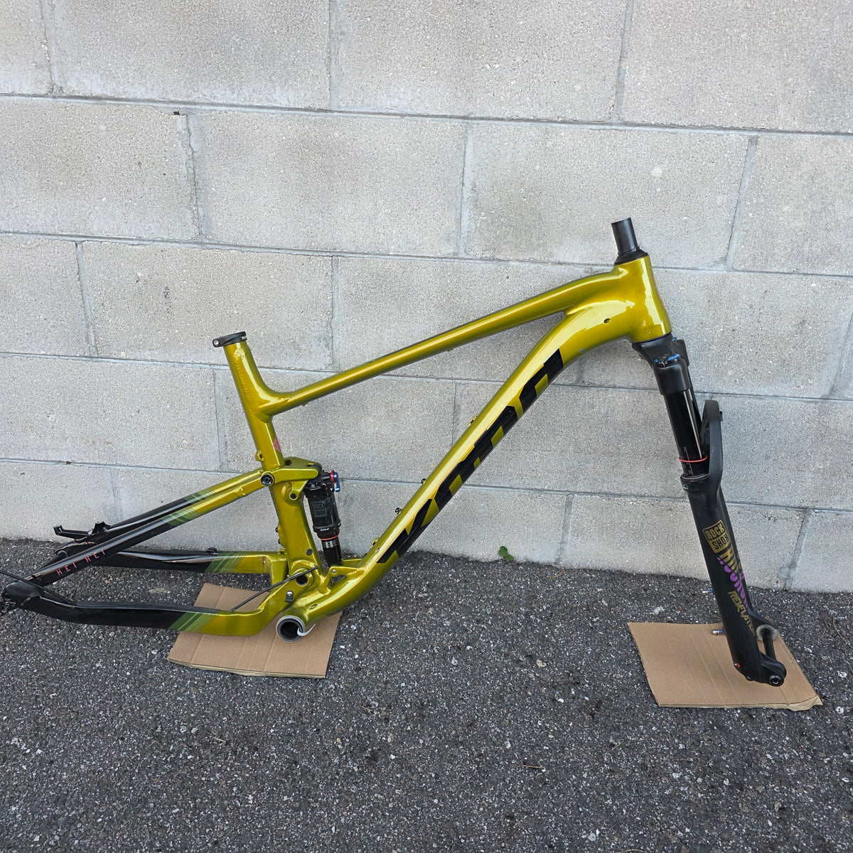 2022 Kona Hei Hei AL Frameset w/ RockShox Fork (Size Large)