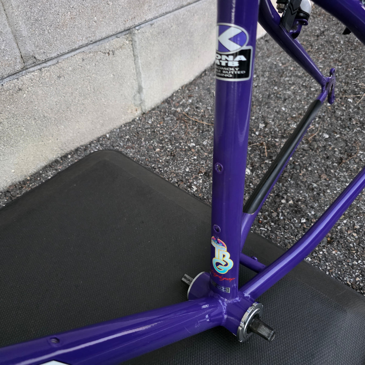 Kona Lava Dome 16" Vintage Purple - P2 Fork