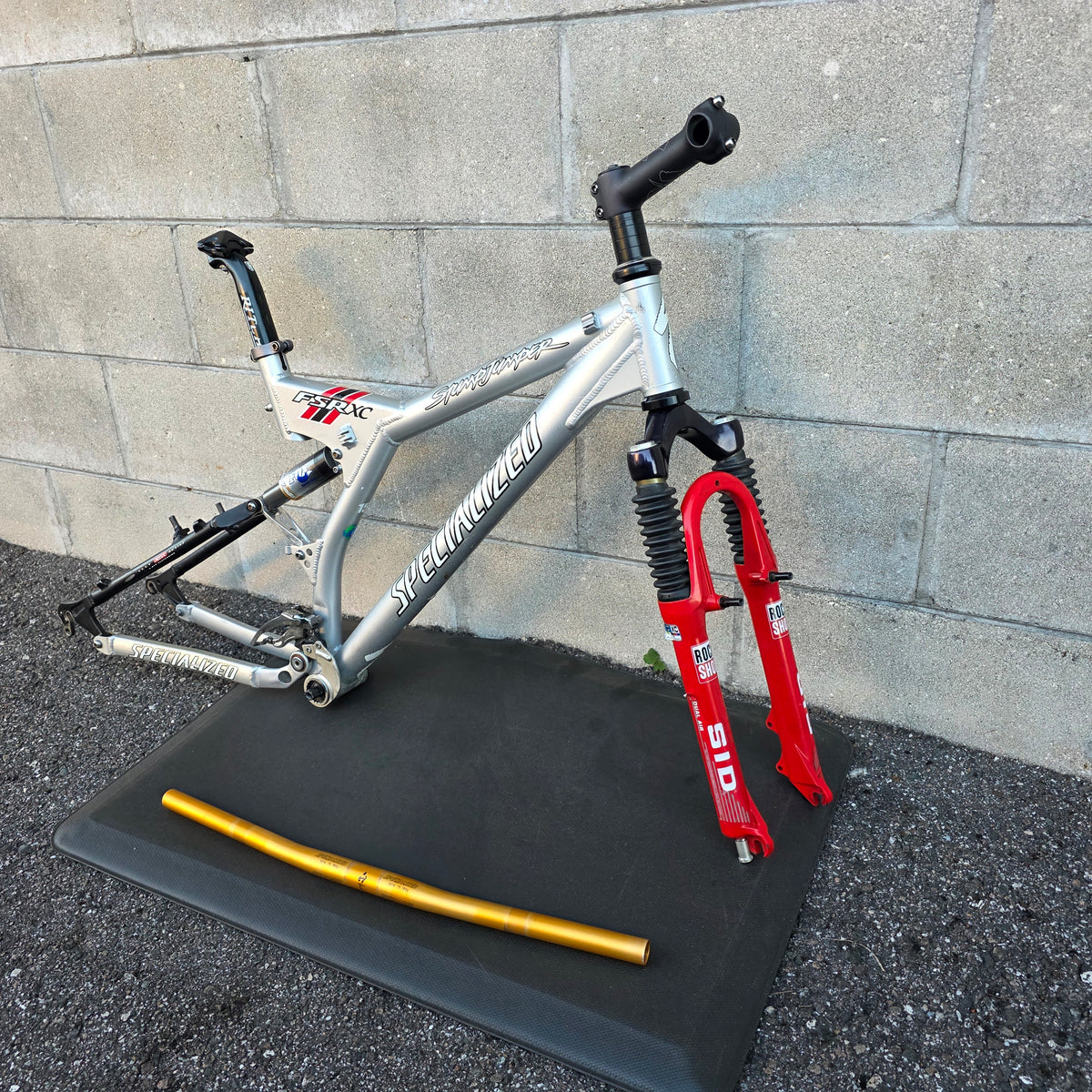 Specialized Stumpjumper FSR XC Frame RockShox SID Fork S-Works Bar/Stem