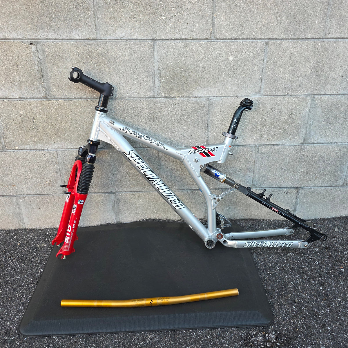 Specialized Stumpjumper FSR XC Frame RockShox SID Fork S-Works Bar/Stem