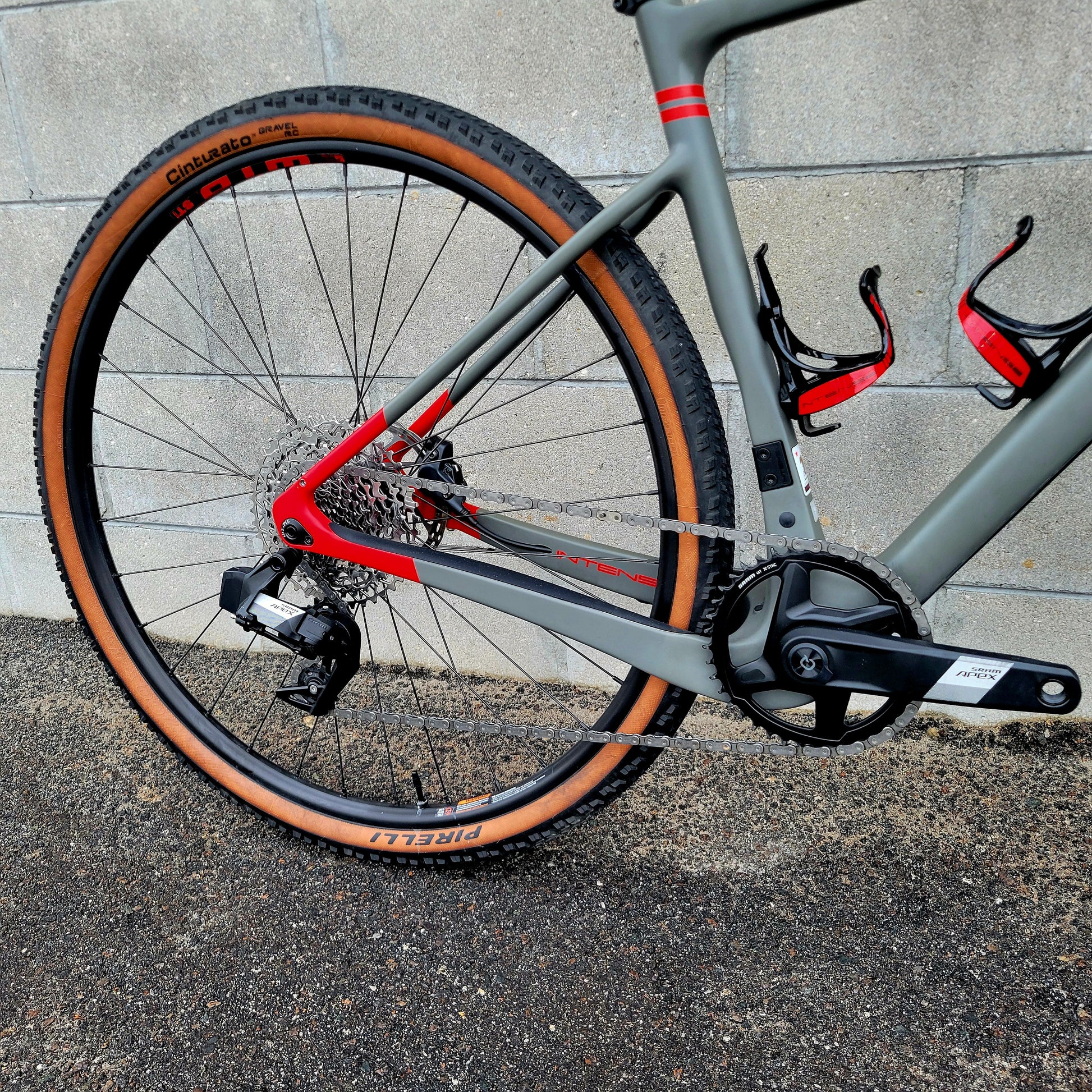 intense gravel bike 2024 Intense 951 Carbon Gravel Bike 54cm Small – South Tampa Bicycle Co