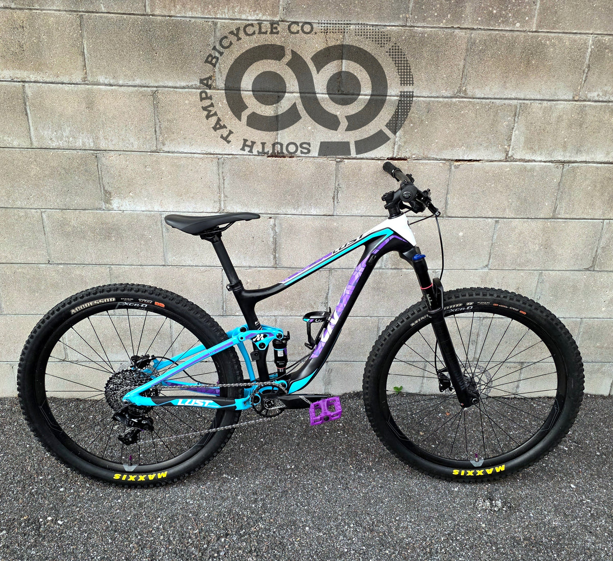 Liv Lust Advanced Carbon 27.5 (Size Small) Mountain Bike