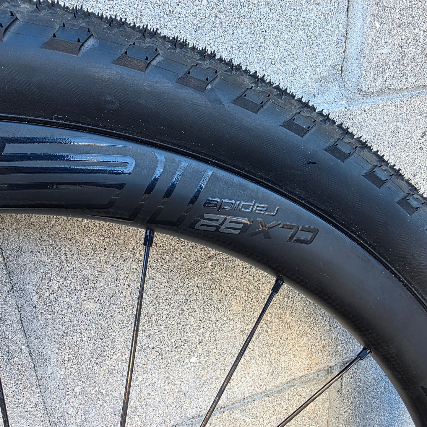 Roval Rapide CLX 32 650b wheelset Gravel