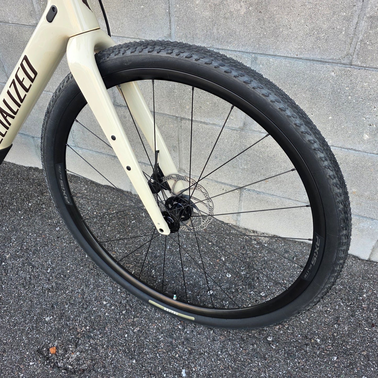 2023 Specialized Diverge Carbon Rival AXS XPLR (58cm)