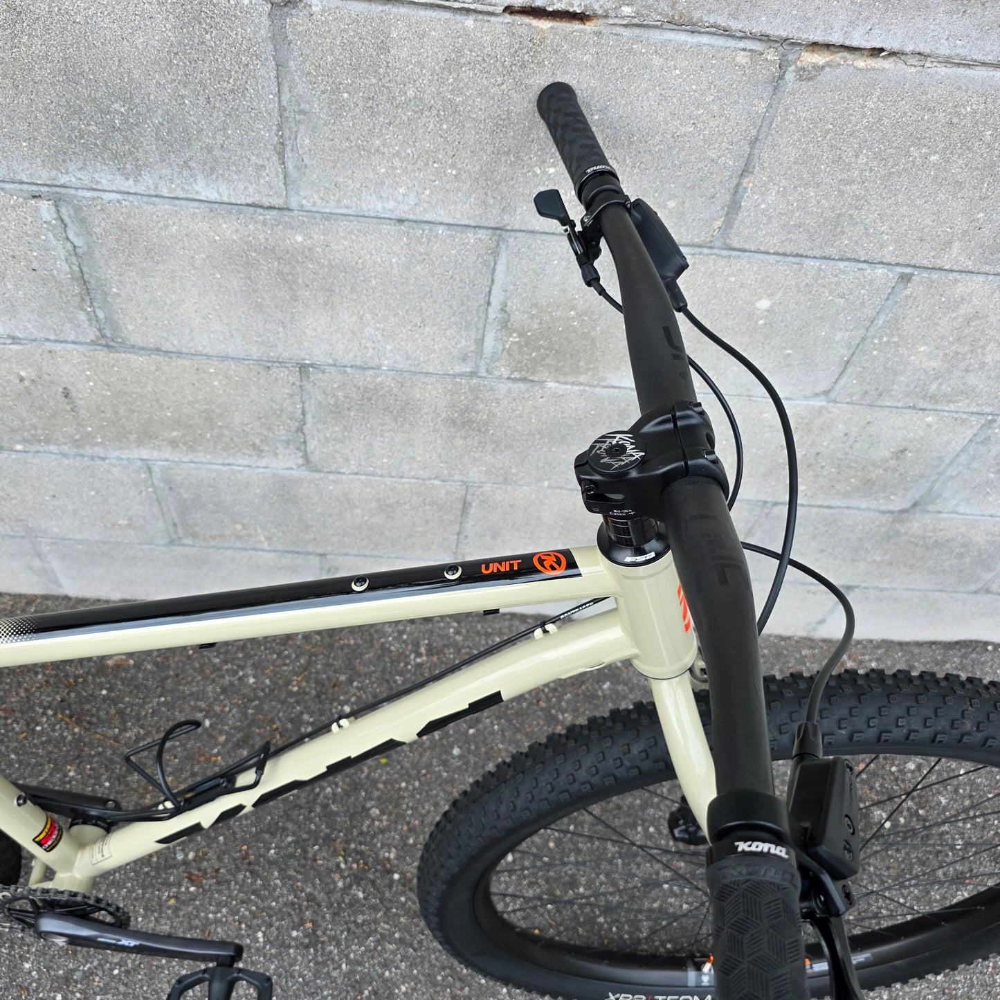 Kona Unit 29 (Large) Upgraded