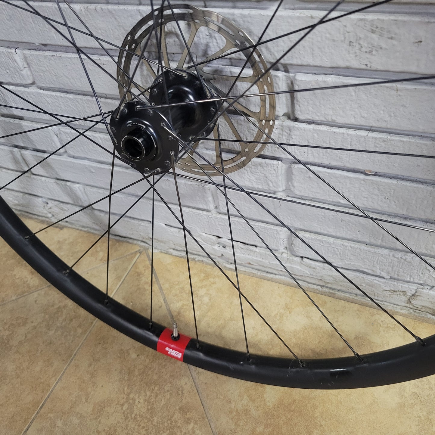 Santa Cruz Reserve 30 Carbon Wheelset 29 Dt Swiss Boost