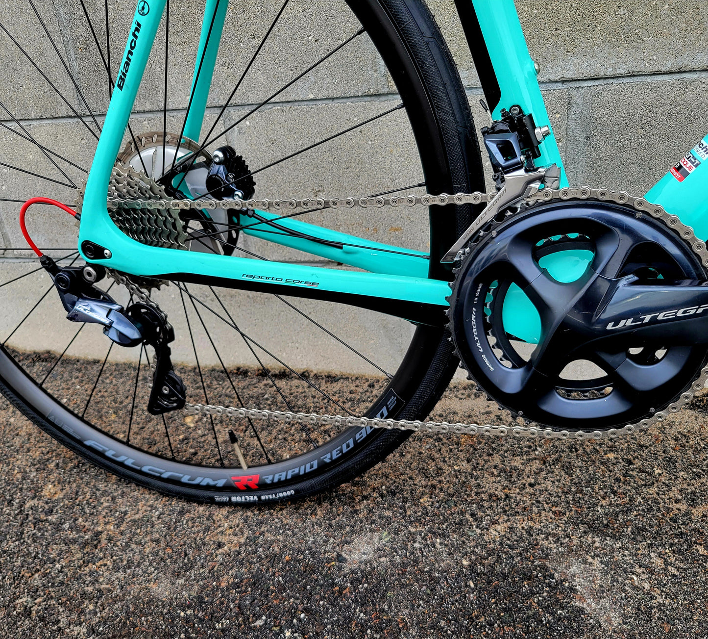2021 Bianchi Infinito CV Carbon Road Bike 57cm Ultegra