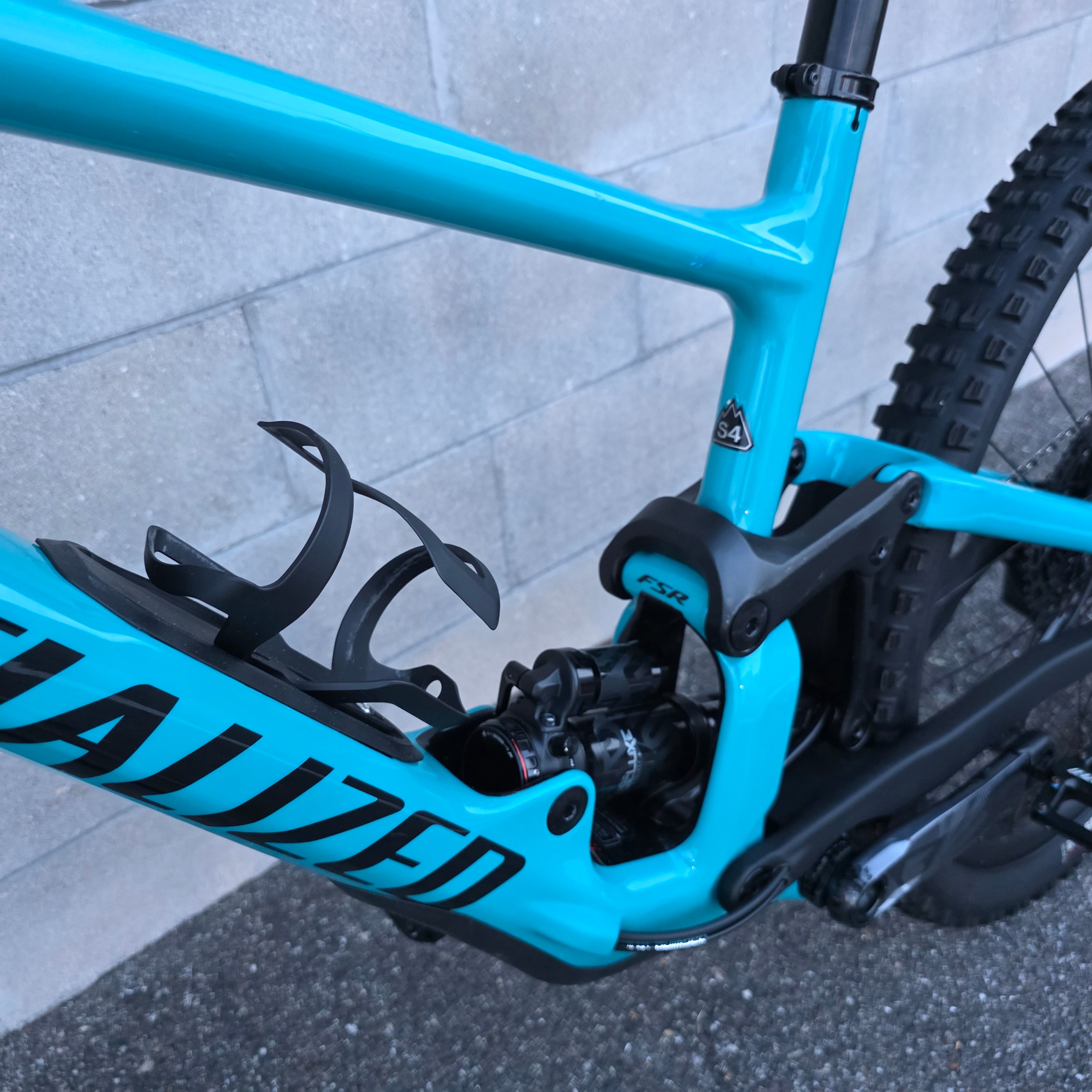 2021 Specialized Enduro Comp Carbon 29 (Size S4 Large) – South