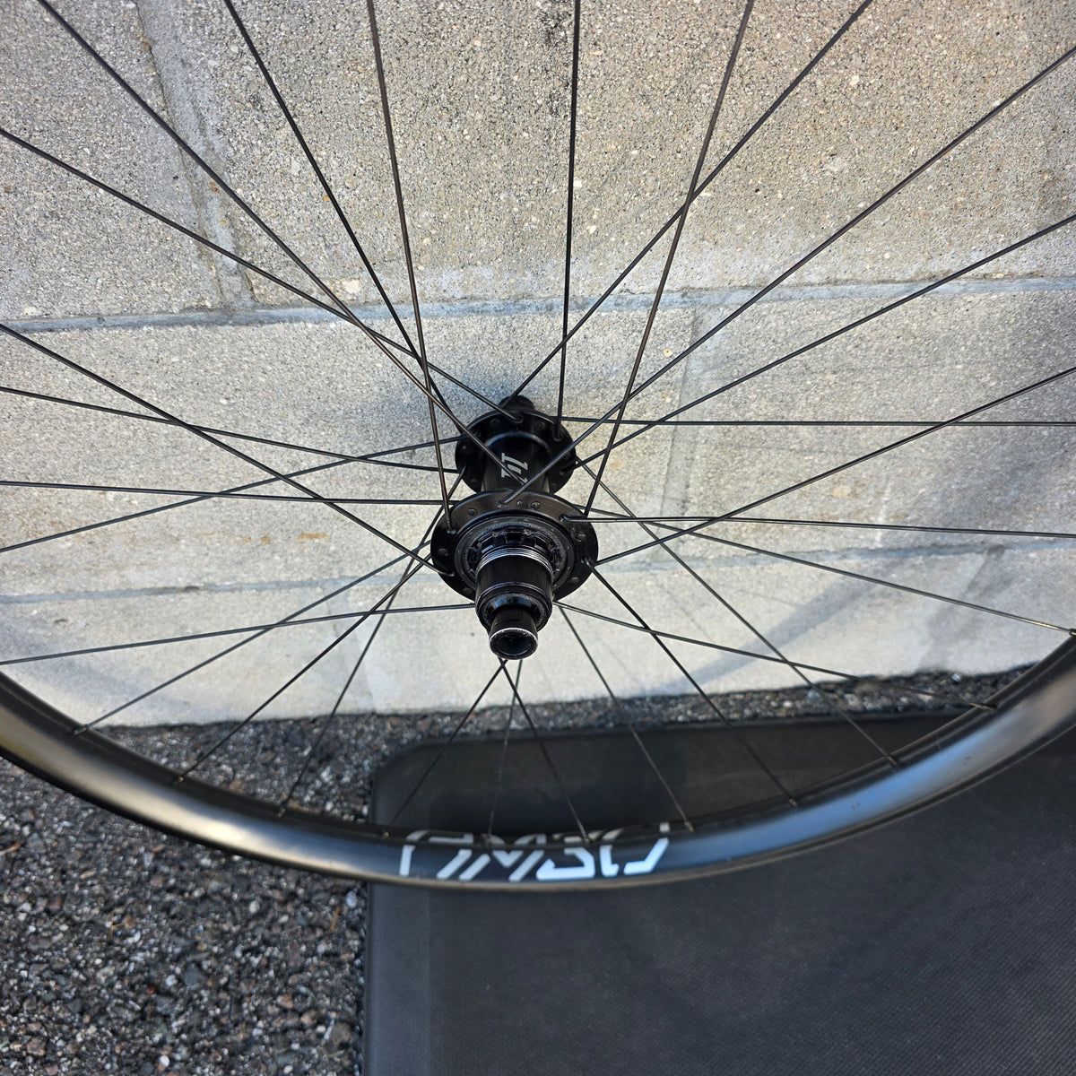 ENVE AM30 Carbon wheelset Industry Nine Boost Sram XD