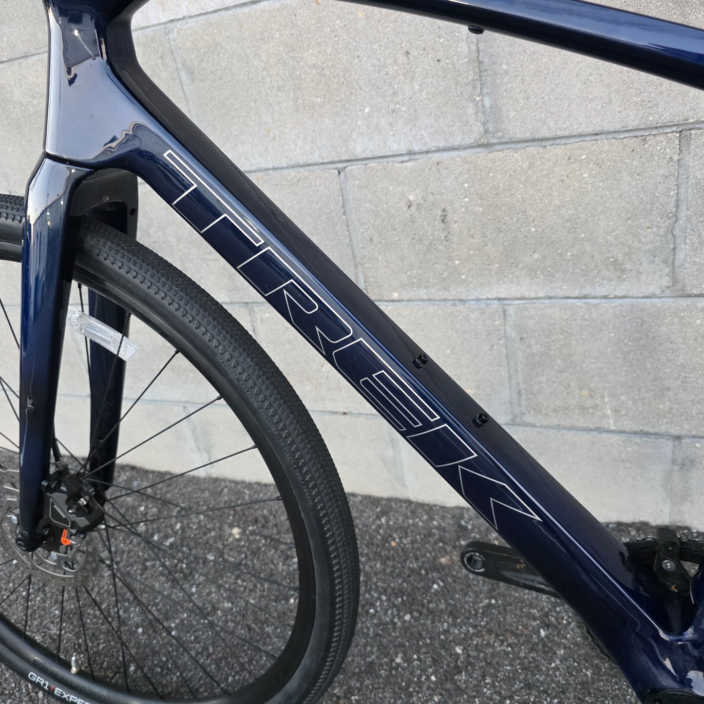 2024 Trek FX Sport 5 Carbon (Size Medium)