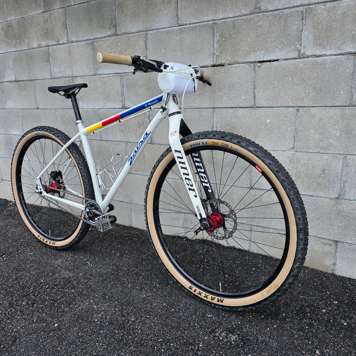 Salsa El Mariachi SS 29 (Large) Chris King