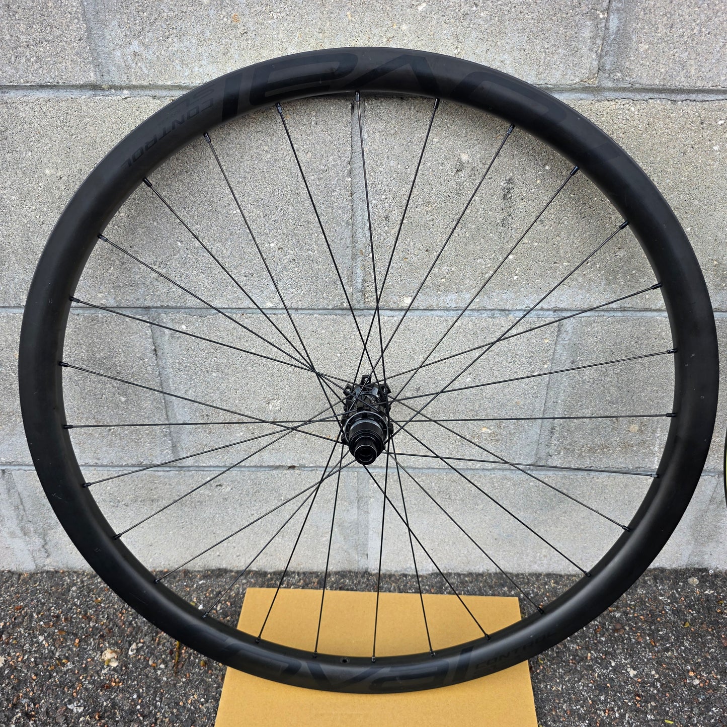 Roval Control SL 29 6B Carbon Gravel Wheelset 12x142, 12x100