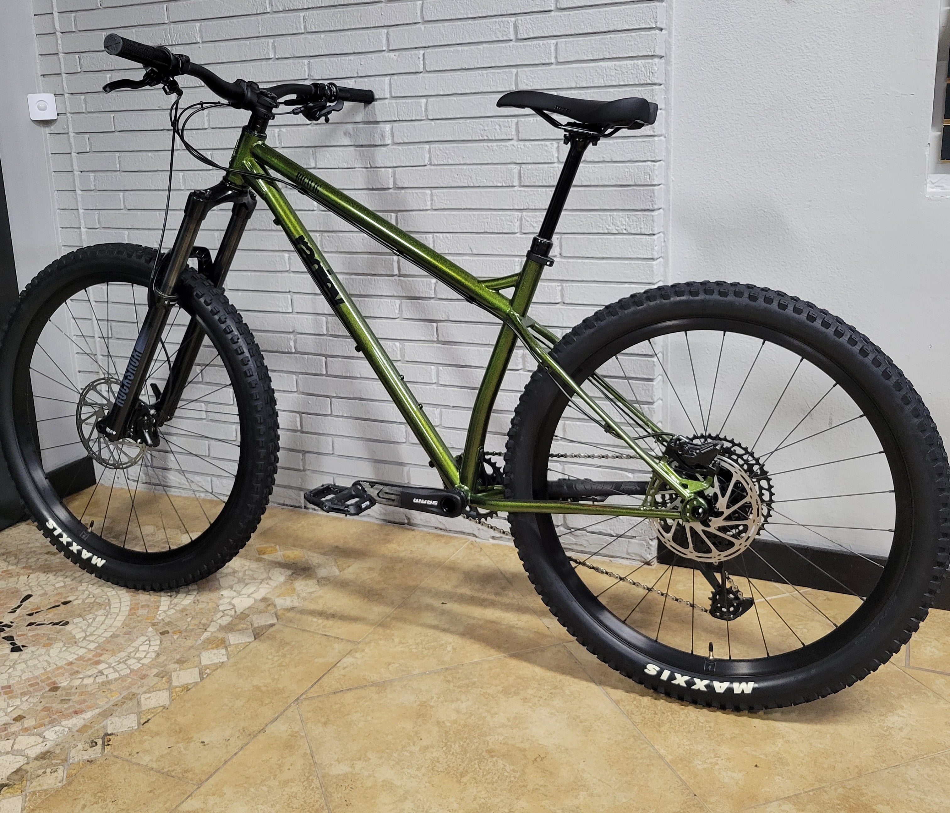 Steel on sale 29er hardtail