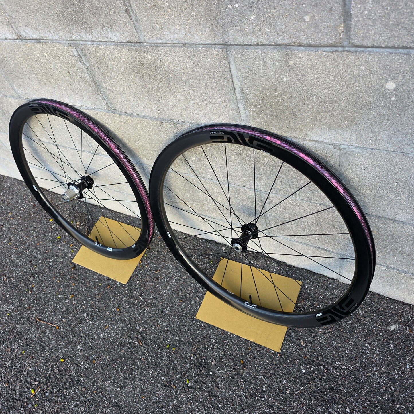 ENVE SES 3.4 AR Disc Carbon Wheelset Industry Nine Gravel Road