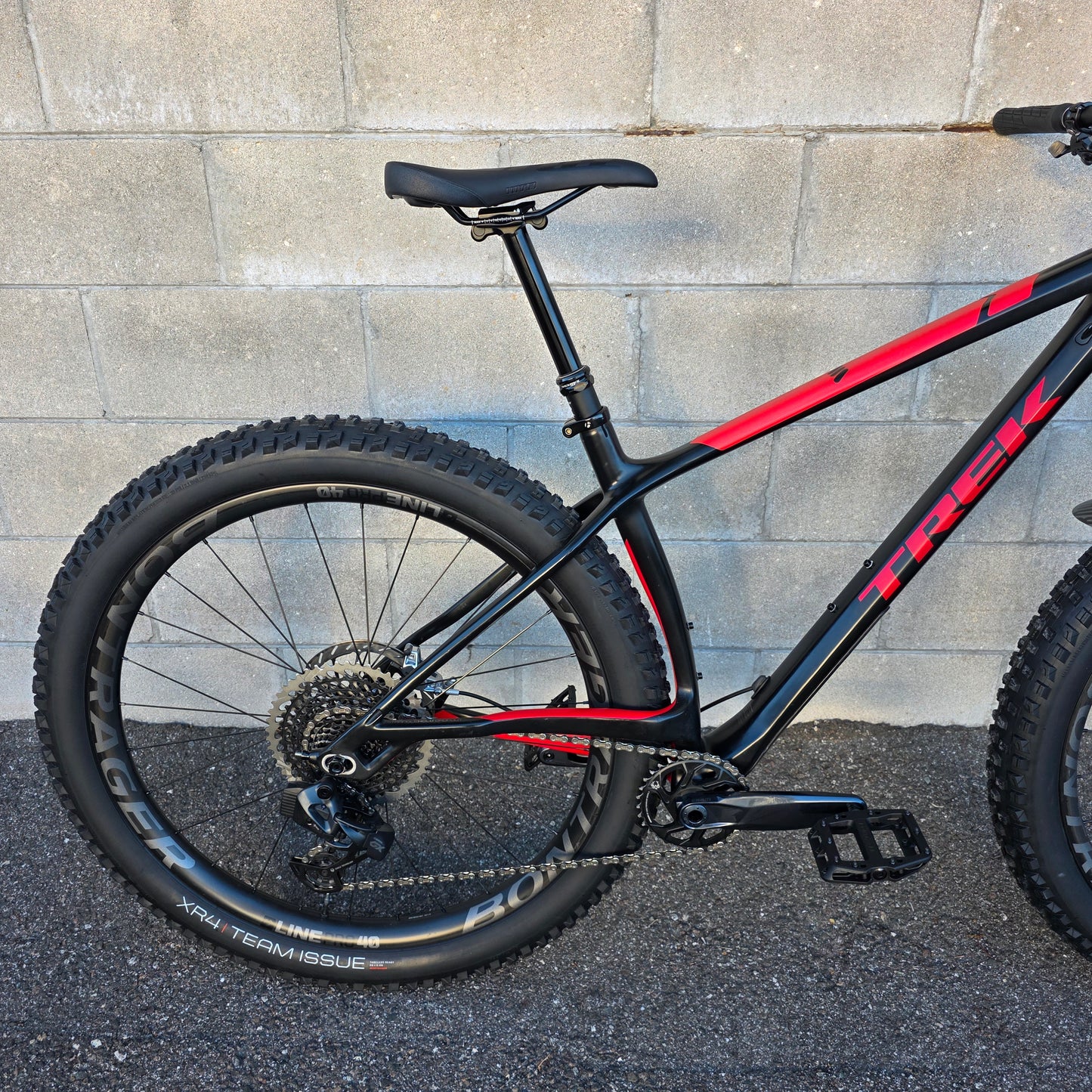 Trek Stache 9.8 Carbon 29+ (19.5/18.5") AXS